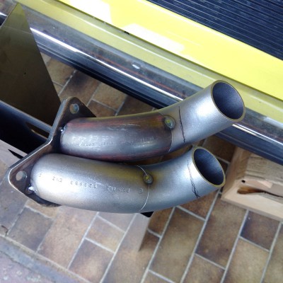 za turbo rabis neko povezavo do izpuha, ker sem zelel obdrzati cimvec stock sem moral pac narediti CUDN downpipe