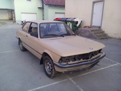 bmw21.jpg