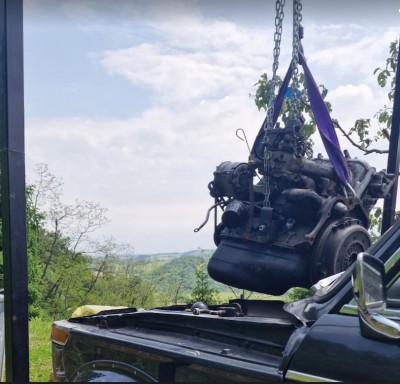 MotorZunaj.JPG