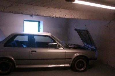 Čakanje v novi garaži na reinkrnacijo v RWD..